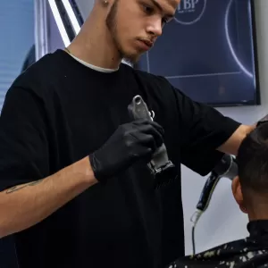 Portrait of Toonzz de barber