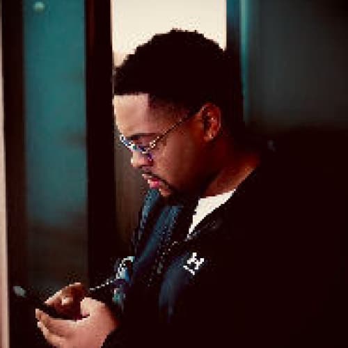 Portrait of Jbcutz