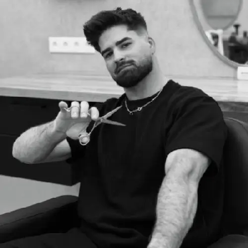 Cosmin (Senior Stylist)
