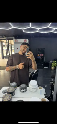 Hamza Barbershop
